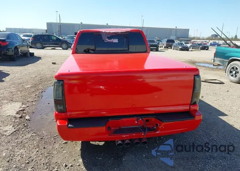 1999 Chevrolet Silverado 1500 Ls из США, поврежденный, VIN 2GCEC19T9X1294982